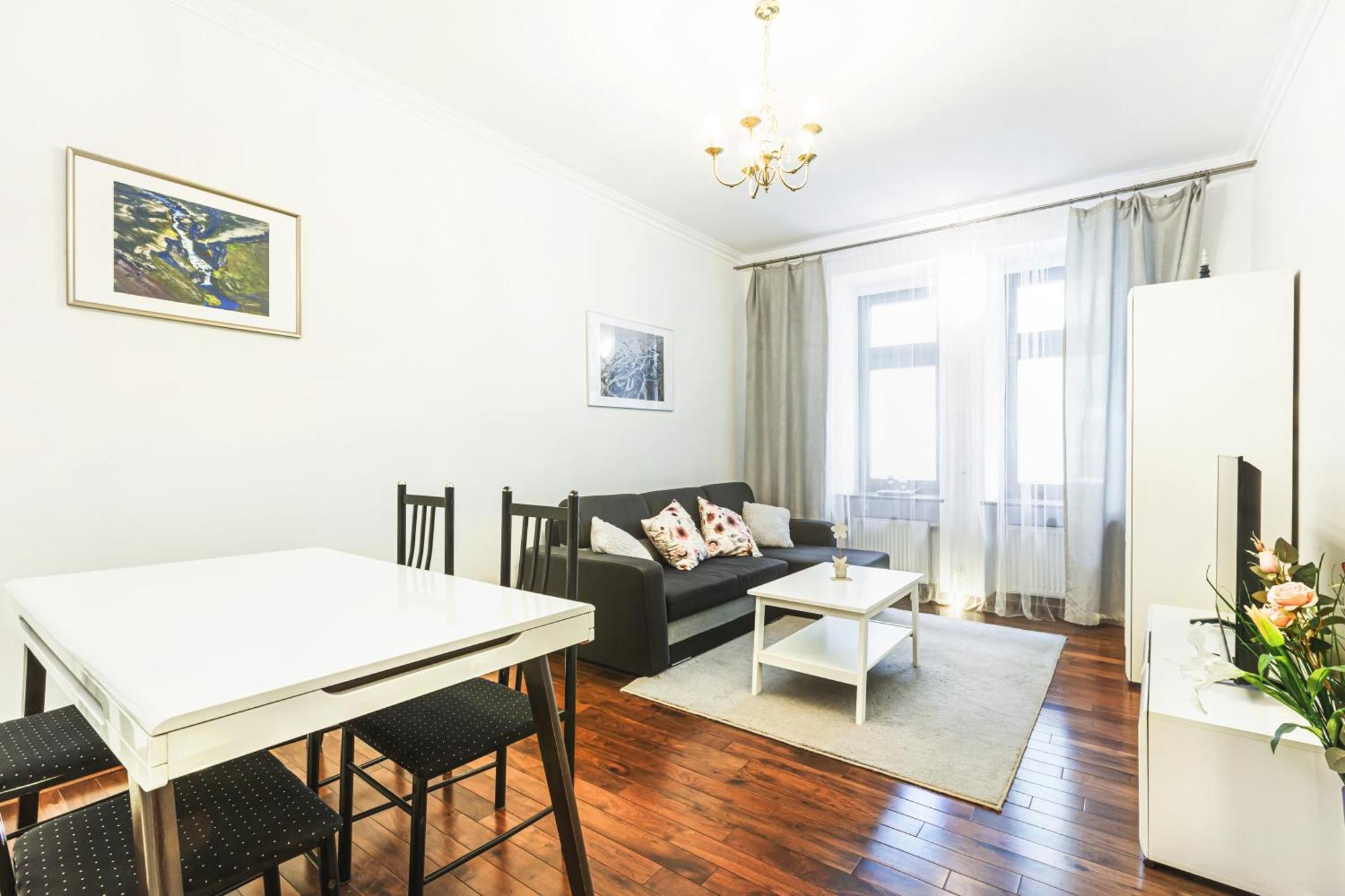 Klimatyczny Apartament W Centrum فروتسواف المظهر الخارجي الصورة